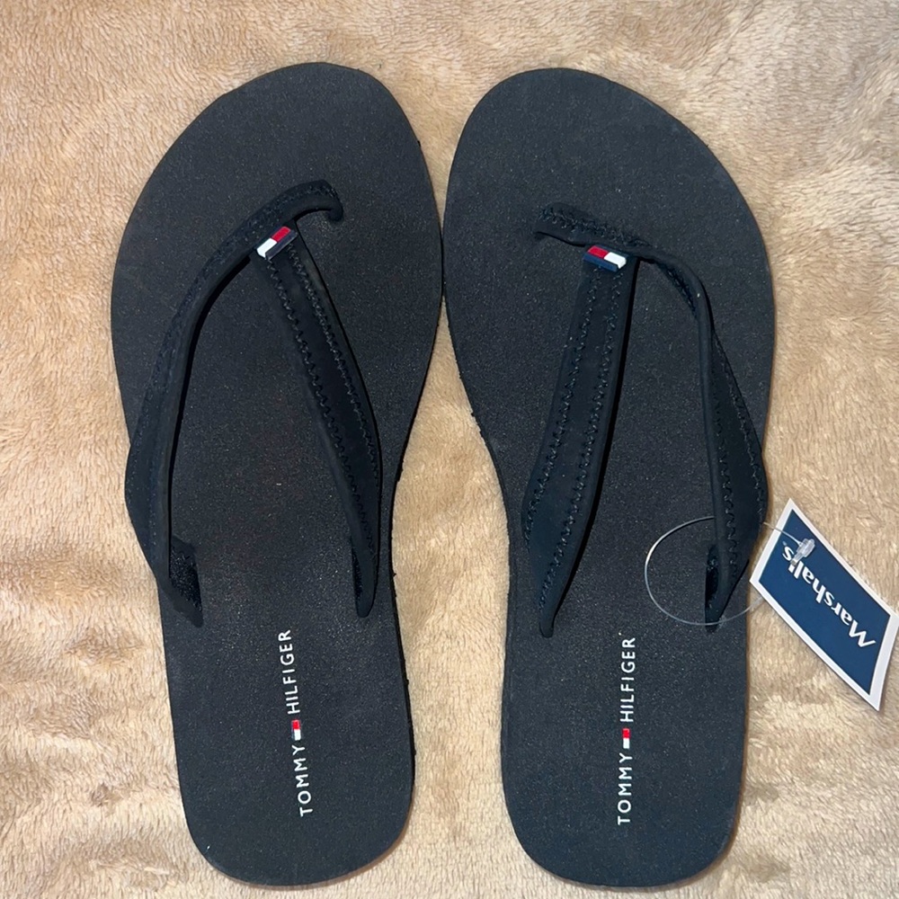 NWT Tommy Hilfiger flip flops